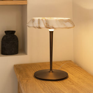 lámpara de mesa
