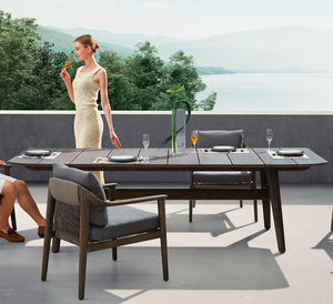 mesa de comedor contemporánea
