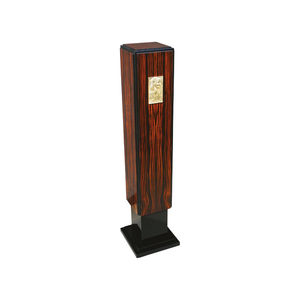 pedestal Art Deco