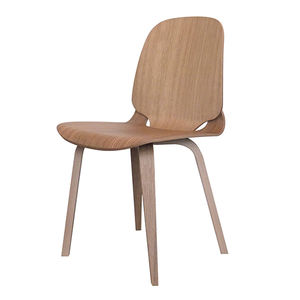 silla de visita de diseño escandinavo