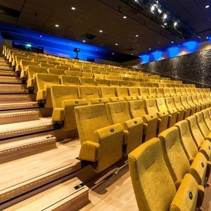 butaca de auditorio contemporáneo