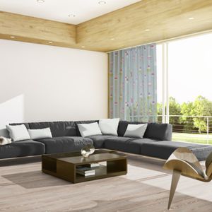 visillo con motivos decorativos