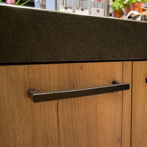tirador para mueble de hierro envejecido