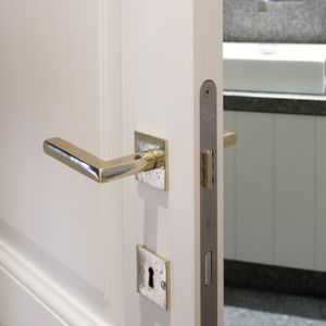 tirador de puerta