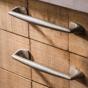 tirador para mueble de hierro envejecido