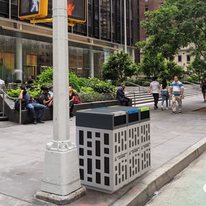 cubo de basura público