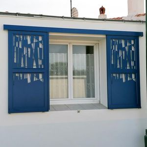 contraventana de lamas