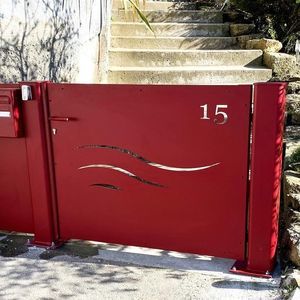 puerta para jardín de aluminio