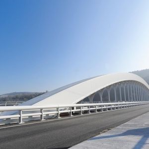 puente de hormigón