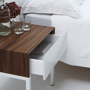 mesilla de noche moderna / de madera / de acero pintado / rectangular