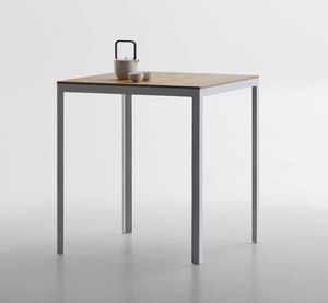 mesa alta contemporánea