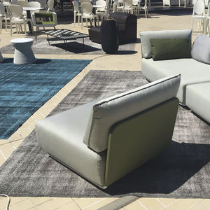 sillón bajo contemporáneo