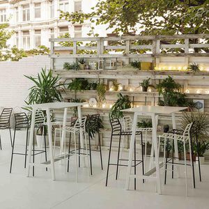 silla de bar contemporánea