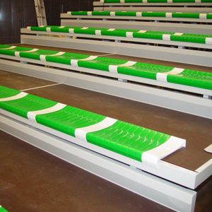 gradas de madera