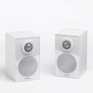 altavoz de estantes