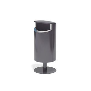 cubo de basura público