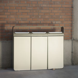 cubo de basura público