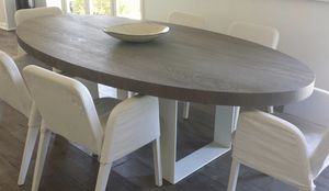 mesa de comedor contemporánea