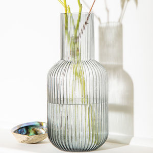 florero contemporáneo