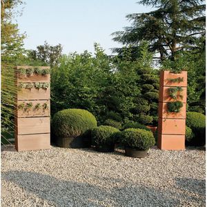 jardín vertical de plantas naturales