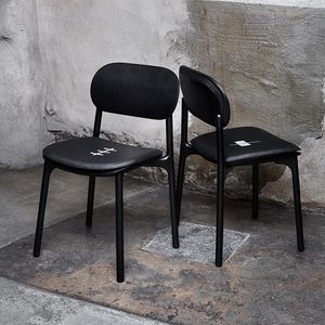 silla de diseño escandinavo