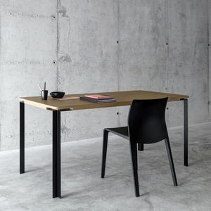 mesa contemporánea