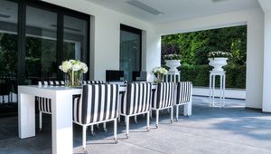 silla de comedor contemporánea