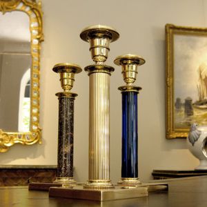 portavelas de latón pulido