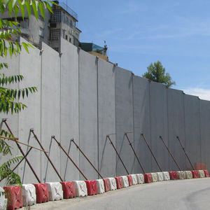 muro de contención de hormigón armado