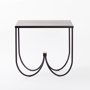base de mesa de metal