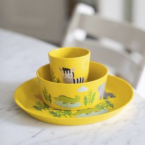 servicio de mesa para niños