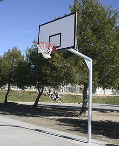 canasta de baloncesto de exterior