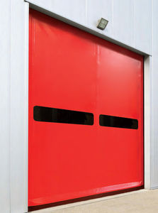puertas industriales a prueba de choques
