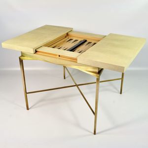 mesa de backgammon contemporánea