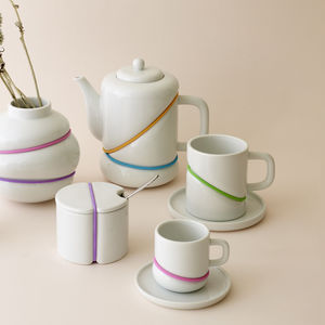 taza de café de porcelana