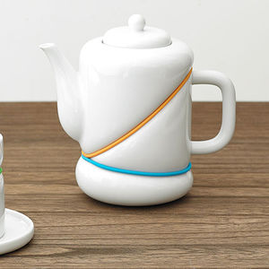 tetera de porcelana