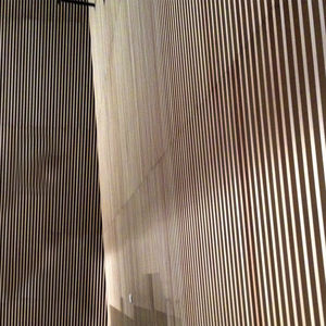 revestimiento mural madera