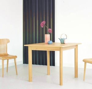 mesa de comedor contemporánea