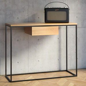 consola de diseño minimalista