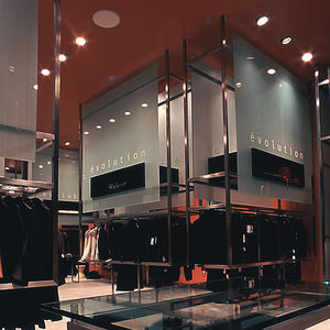 expositor para ropa