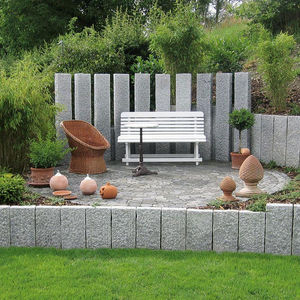 cerca de jardín