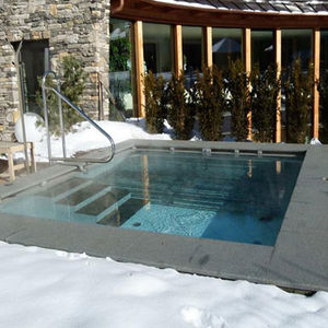 borde de piscina de pórfido