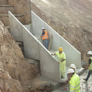 canal de drenaje de hormigón armado