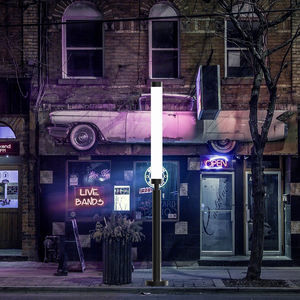 columna luminosa contemporánea