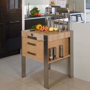 unidad de cocina con pies