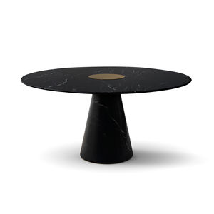mesa de comedor contemporánea