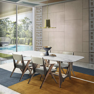 mesa de comedor de diseño escandinavo