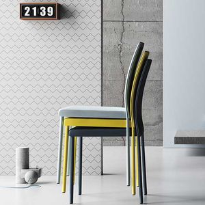 silla contemporánea