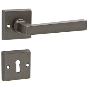 tirador para puerta