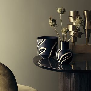 florero contemporáneo